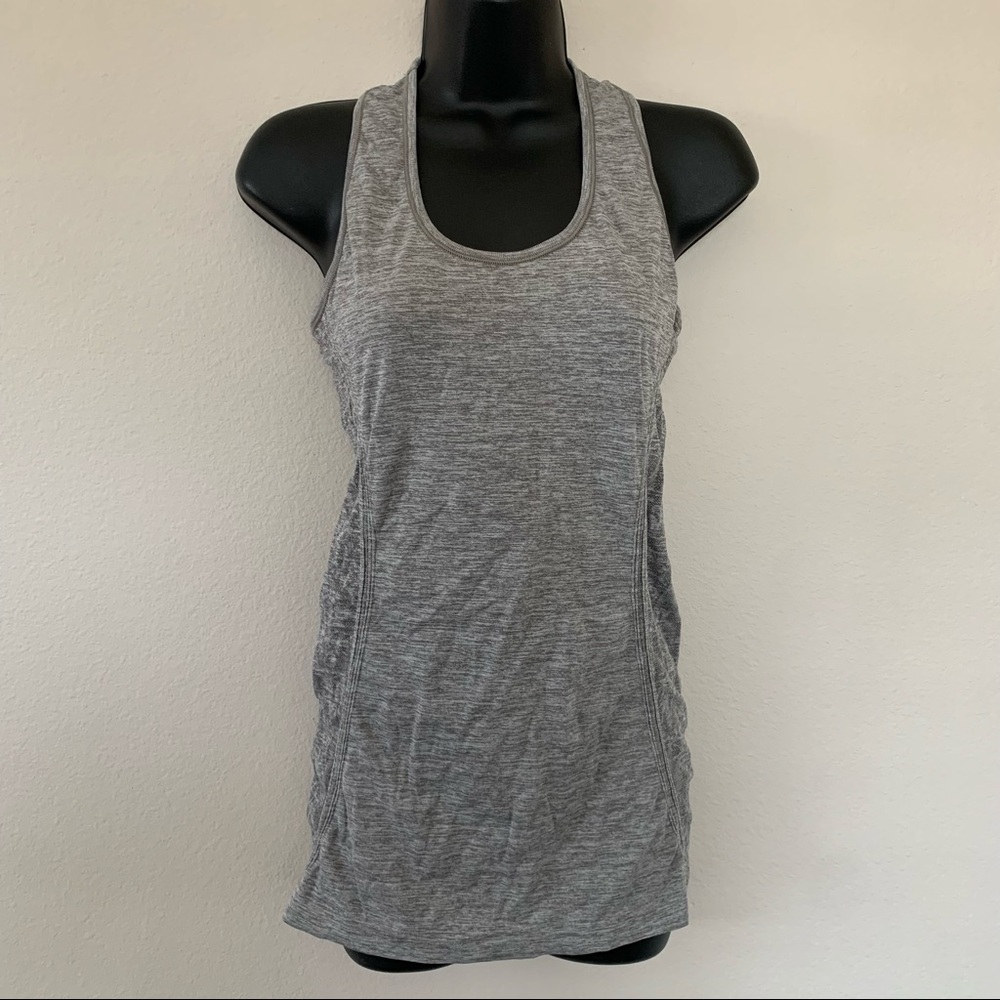 American Eagle Outfitters Grey Seamless Racerback Workout Tank Top